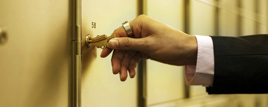 what can you put in safe deposit box